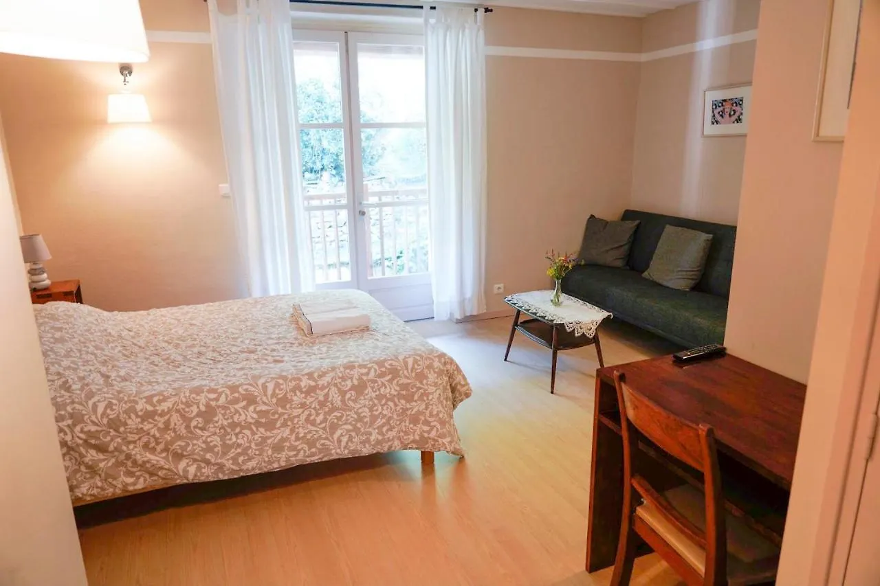 ブレル Chez Toon, Bar Deco Bed & Breakfast
