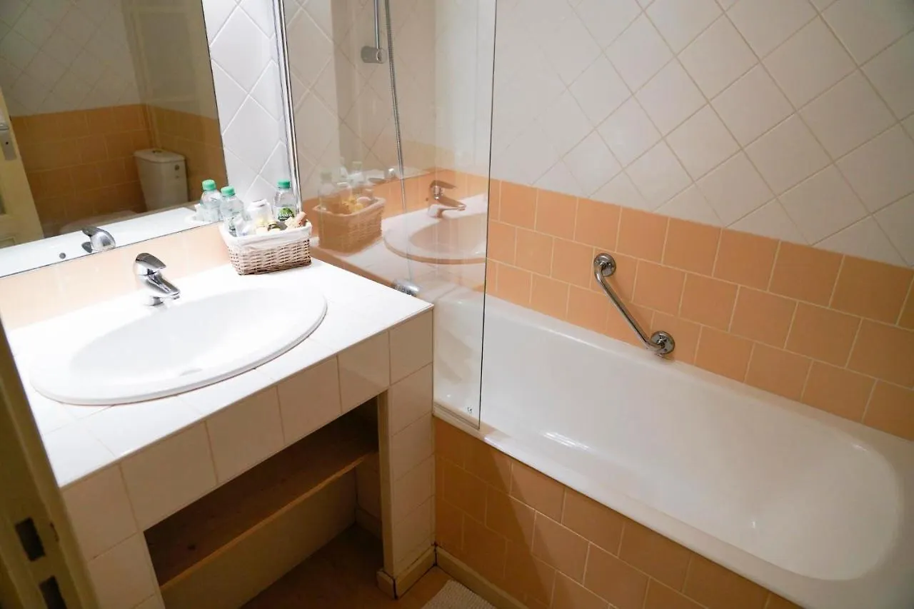 ブレル Chez Toon, Bar Deco Bed & Breakfast フランス